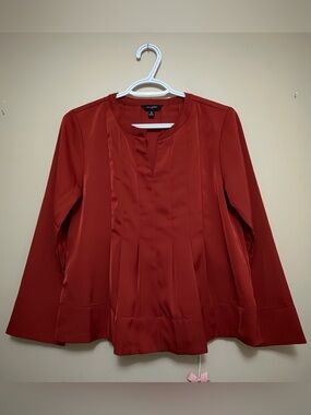 Banana Republic Women's Brick Red Pleated Long-Sleeve Blouse